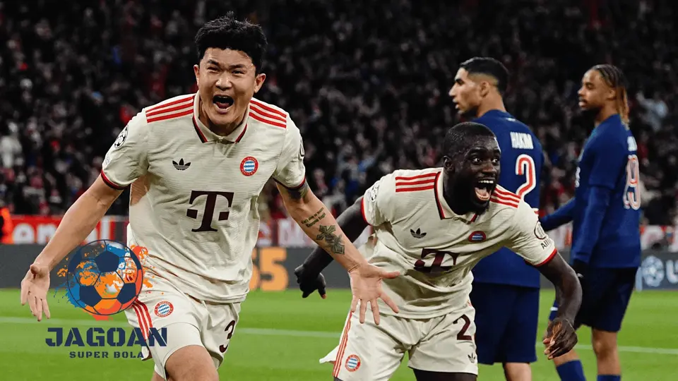 Pemain Bayern Munich merayakan gol ke gawang PSG dalam pertandingan Liga Champions Eropa