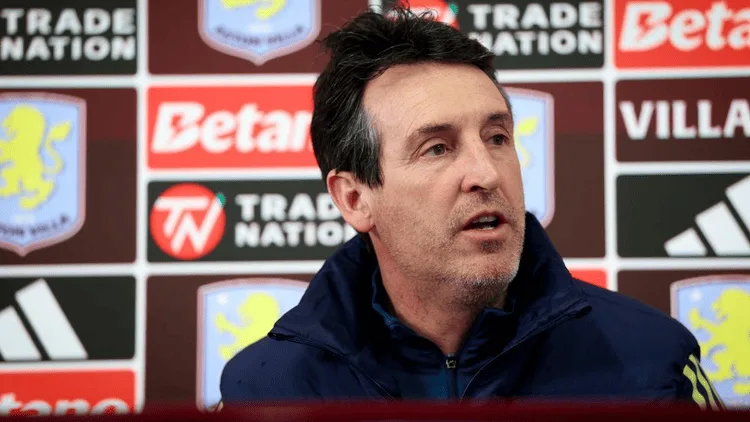 Manajer Aston Villa Unai Emery berbicara dalam konferensi pers klub menjelang pertandingan Liga Inggris